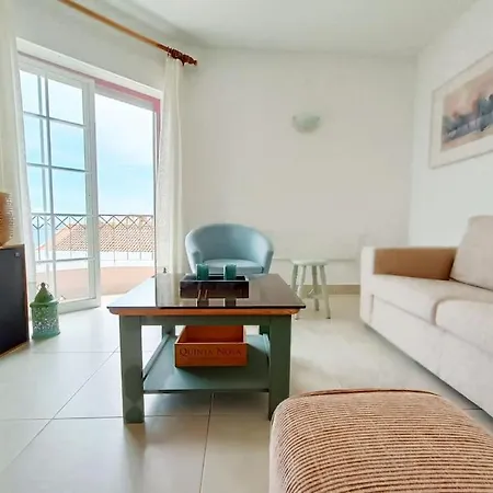 Apartmán Sunshine Coast, Sea View, Elevator & Wi-fi *