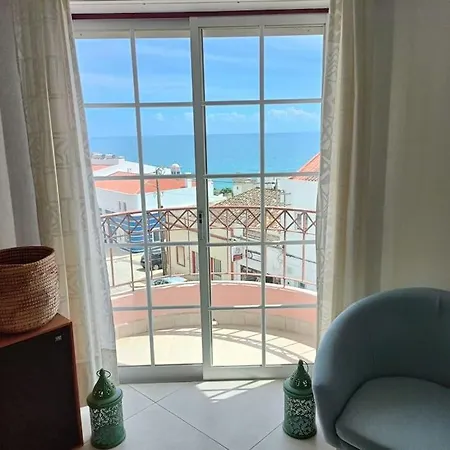 Sunshine Coast, Sea View, Elevator & Wi-fi Apartmán